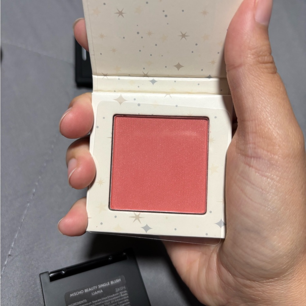 Blush bundle - Picture 5 of 8